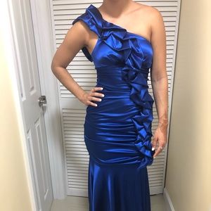 Beautiful blue formal dress